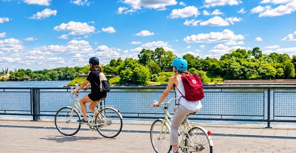 Kraków E-Bike Tour: Old Town & Kazimierz Guided (2h or 4h)