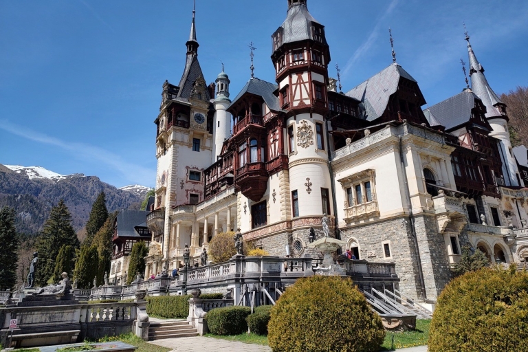 Brasov: Bran, Peles and Cantacuzino Castles Day Tour