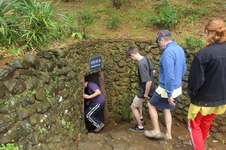 Phong Nha: Traslado em carro particular de/para Hue com/sem DMZHue - Phong Nha via rio e ponte Ben Hai, túneis de Vinh Moc