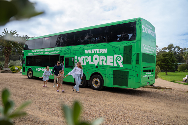 Остров Уаихеке: билеты на паром и автобус Hop-On Hop-Off Explorer