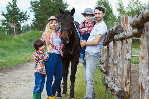Sörenberg: Horseback Riding Tour with Campfire Lunch