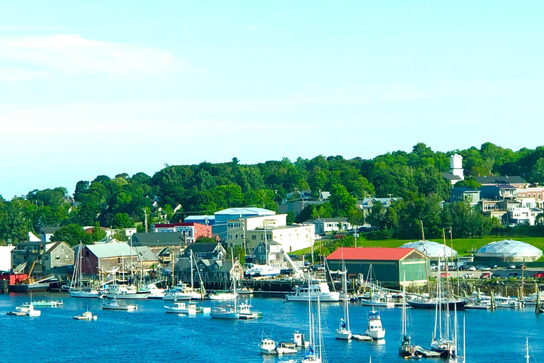 Boston: Portland Lighthouse & Kennebunk Small Group Day Tour