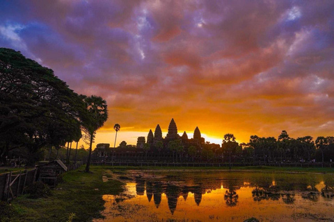 Angkor Wat - Excursion privée d'une journée incluant le lever du soleil (Tuk Tuk)