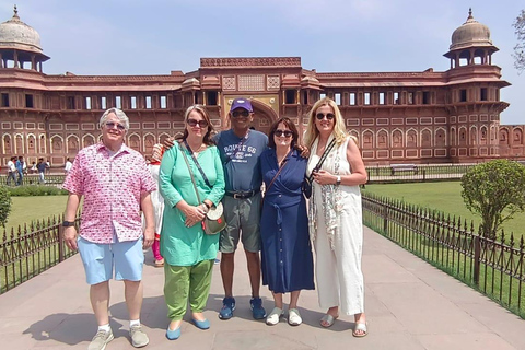 Delhi : Visite privée de 2 jours à Agra et JaipurVisite guidée avec voiture, chauffeur et guide uniquement.