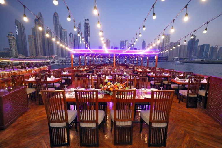 Dubai: Marina Dinner Cruise with Tanoura Dance Show