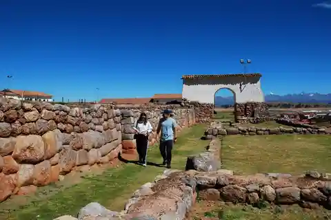 From Cusco:Chinchero, Moray, Maras, Ollantaytambo with lunch