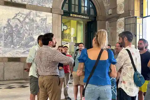 PORTO: Excursão a pé histórica