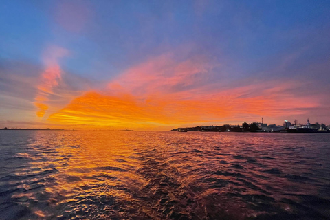 Visite privée du coucher de soleil ou de la baie avec boissons et tapas gratuitesExcursions privées au coucher du soleil ou dans la baie avec boissons et tapas gratuites