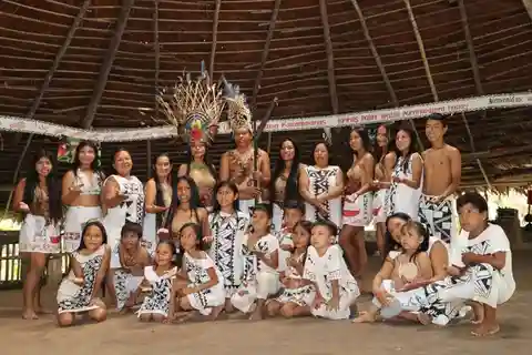 Iquitos: La fattoria delle farfalle di Pilpintuwasi e le comunità native