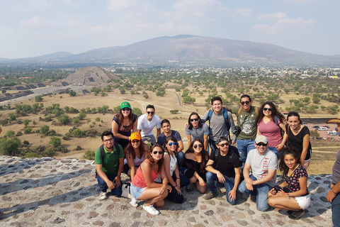 Hidden Teotihuacan: Walk among the Gods with a Local Expert Hidden Teotihuacán with lunch included (without drinks)