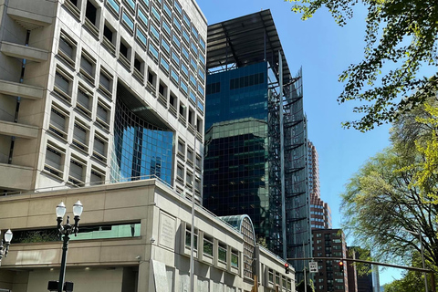 A Guided Walking Tour of Vibrant Downtown Portland