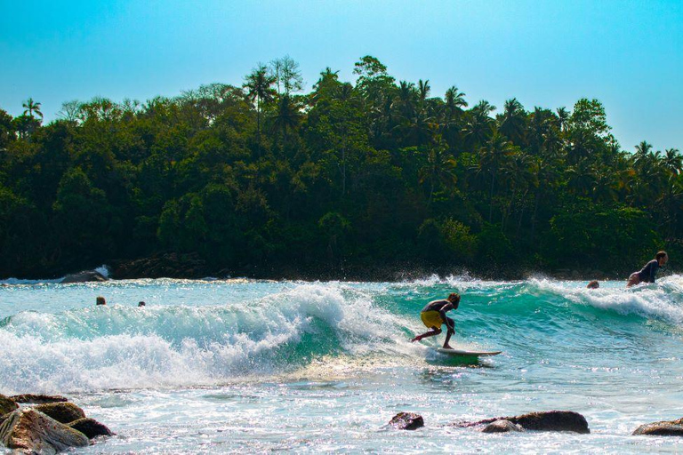 2 Days Sri Lanka Tour to Sigiriya & Trincomalee/Arugam Bay