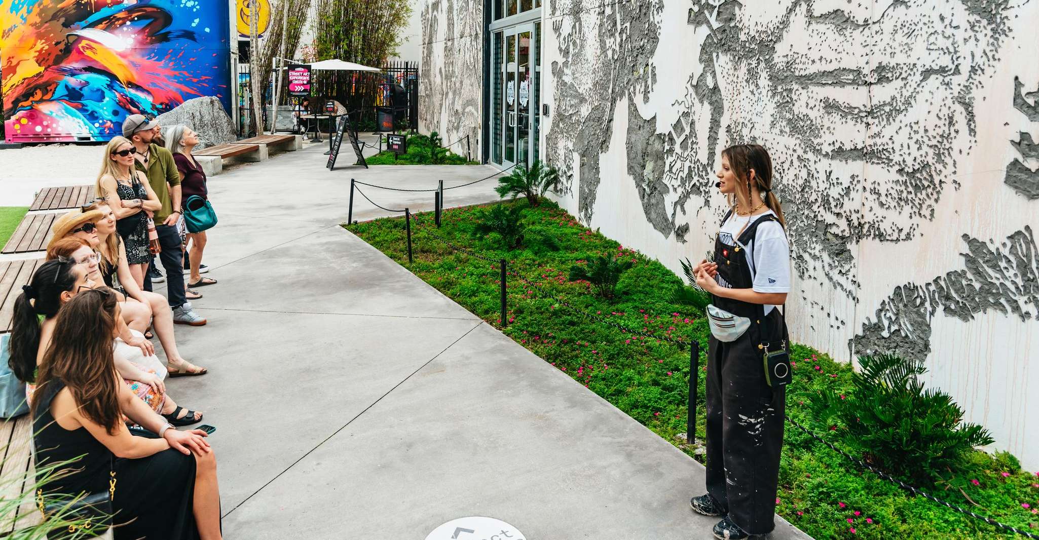 Miami: Wynwood Walls, Galleries, and Murals Guided Tour photo 13