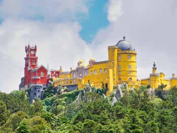 Lisbona: Sintra, Quinta da Regaleira, Cascais Tour privato