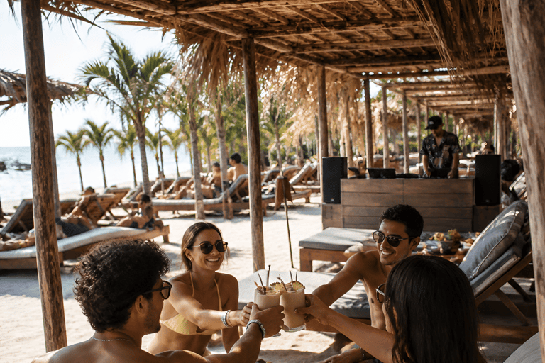 Cartagena: Fénix Beach Club Day Trip with Boat Transfer