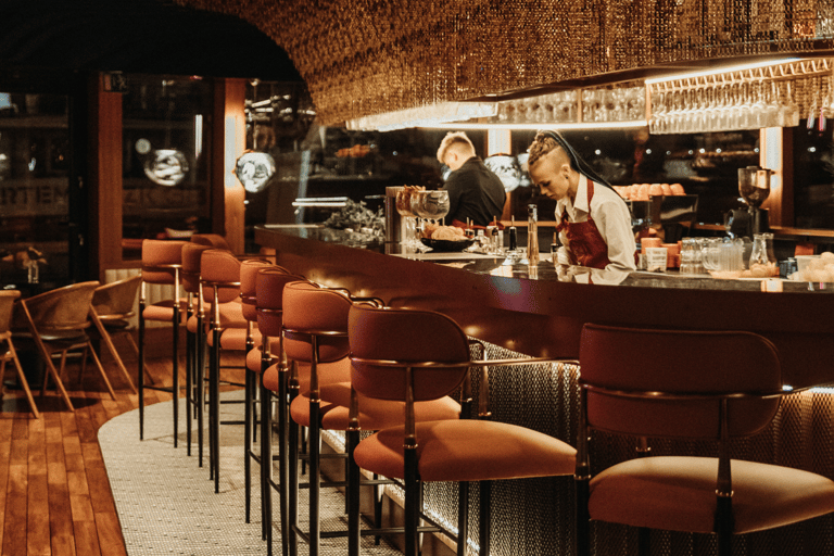 Budapest Dinner Cruise with Live Music with Unlimited Drinks Budapest Dinner Cruise with Live Music