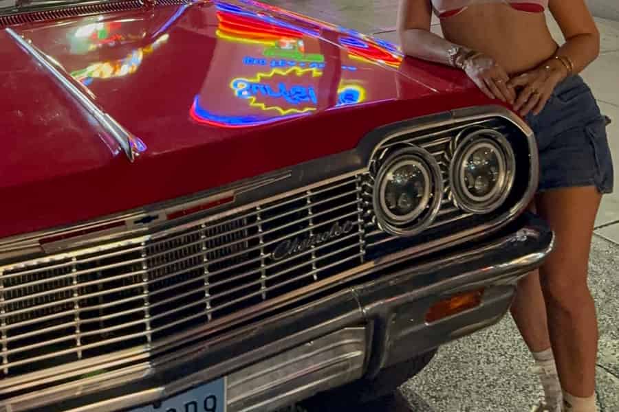 Las Vegas: nächtliche Tour in einem klassischen Cabrio. Foto: GetYourGuide Las Vegas: nächtliche Tour in einem klassischen Cabrio. Foto: GetYourGuide