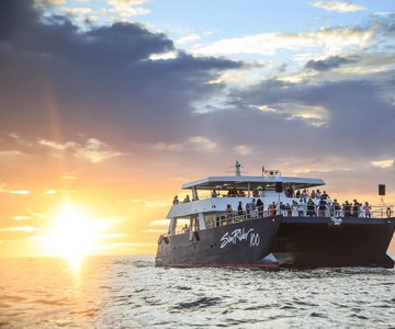Cabo San Lucas: Sunset Dinner Cruise