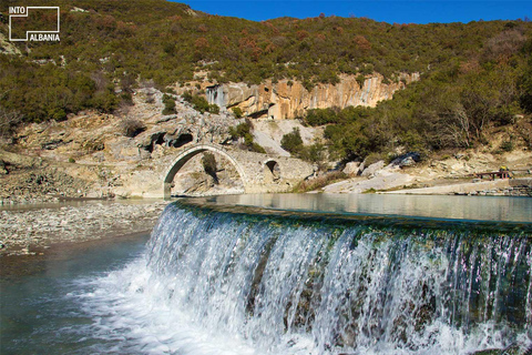 Z Durrës Golem: rafting Vjosa i wycieczka do łaźni termalnych Benja