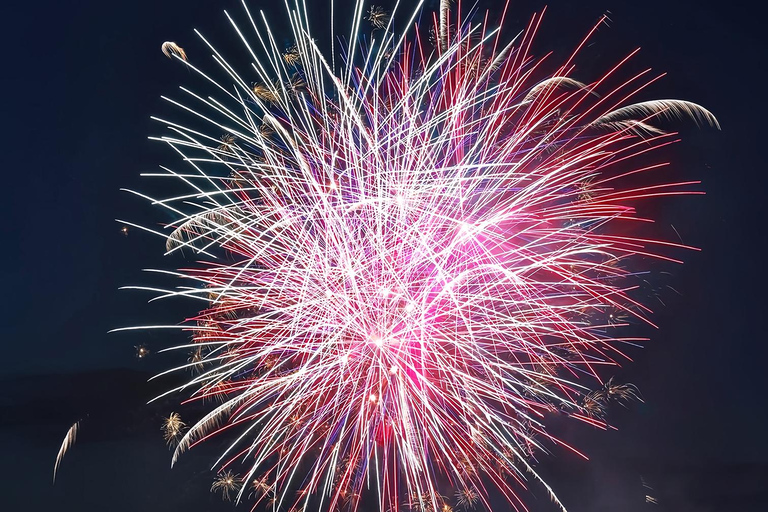 From Osaka/Kyoto: Tenjin Matsuri Fireworks&Yukata Experience From Osaka (Men's Yukata Experience)
