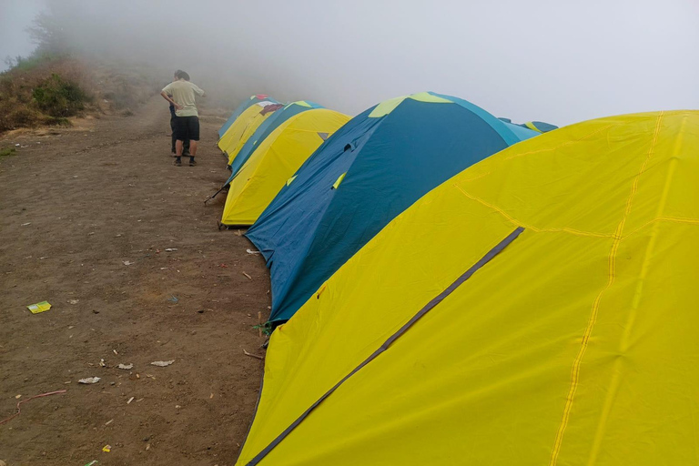 Mount Rinjani: 2D/1N Trekking Summit Trekk