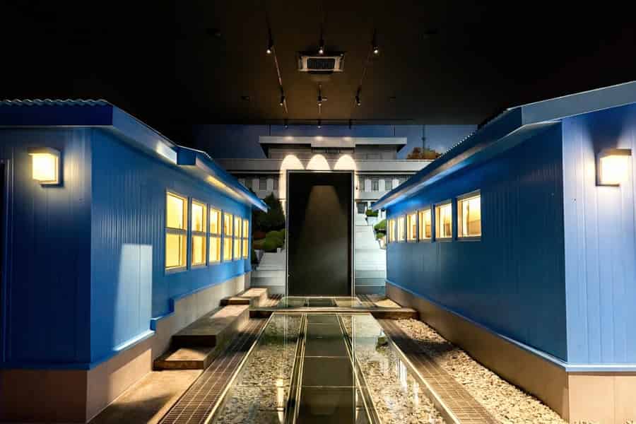 Seoul: DMZ- & JSA-Museumstour mit optionaler Hängebrücke. Foto: GetYourGuide Seoul: DMZ- & JSA-Museumstour mit optionaler Hängebrücke. Foto: GetYourGuide