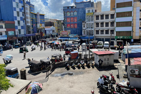 Capital city tour by Ceylon Tuk Tuk