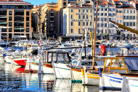 Marseille: Vestiges\Vieux Port\Le Panier\avec un Marseillais