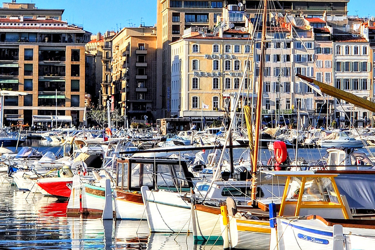 Marseille: Vestiges\Vieux Port\Le Panier\avec un Marseillais