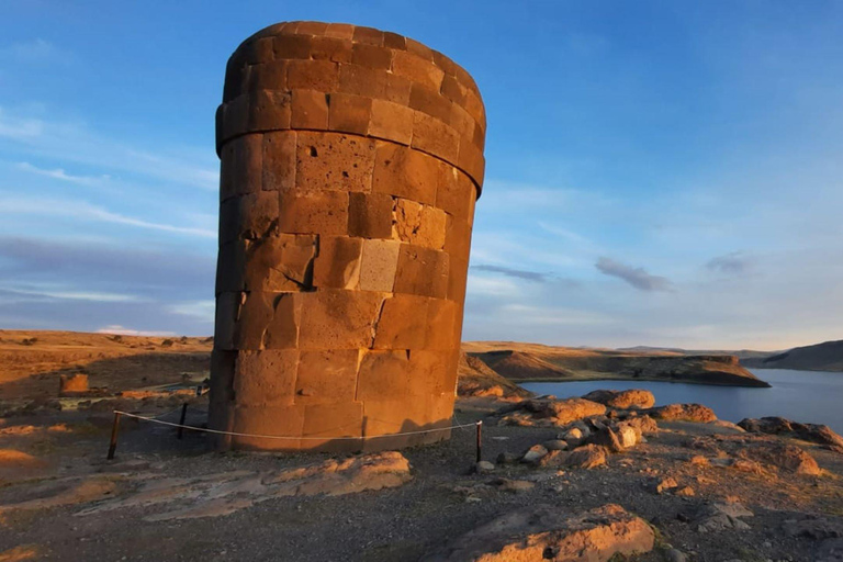 Tour by Tourist Bus Chullpas de Sillustani Inca Cemetery