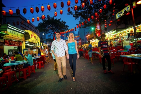Kuala Lumpur bei Nacht: Sightseeing, Märkte und EssenKuala Lumpur bei Nacht: Sightseeing, Märkte & Essen Tour