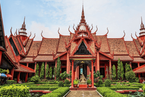 Best of Phnom Penh: Half-Day Private City Tour