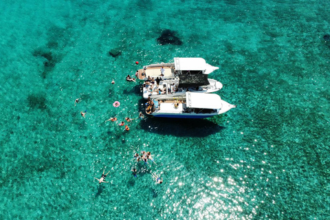 From Split: Blue Cave & 5 Islands Amazing Speedboat Tour