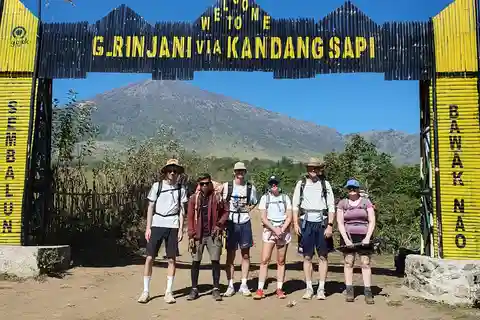 Mount Rinjani Trekking 2 Days 1 Night To Summit
