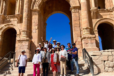 From Amman: Jerash and Ajloun with elevated classic Lunch
