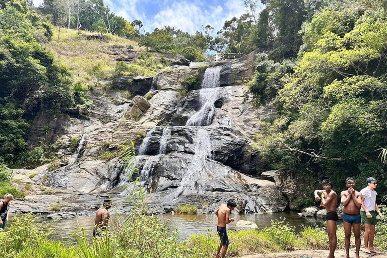 Colombo: Ella 2-Day Tour with Waterfalls & Tea Estate Tour Start in Colombo, Negombo, Kalutara , Bentota Area