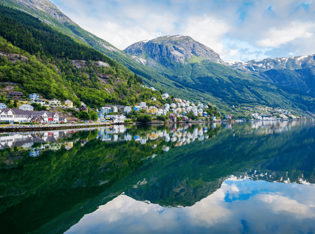 Hardangerfjord Lunch at Cider Farm, Coffee at historic Hotel