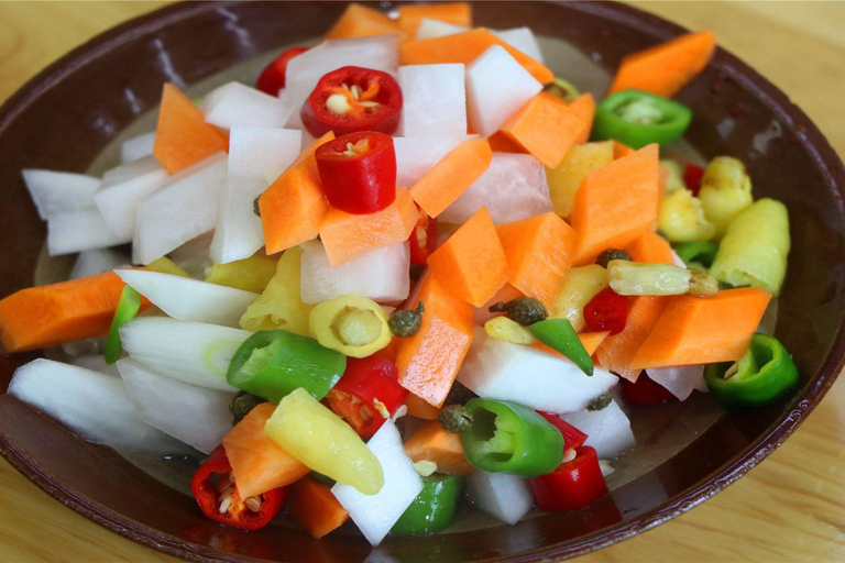 Chengdu: Sichuan Pickles Class with Market Visit & Meal