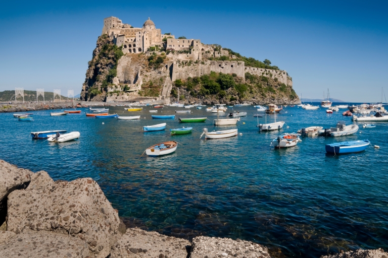 Desde Sorrento: tour en barco por Ischia y ProcidaSalida de Sorrento