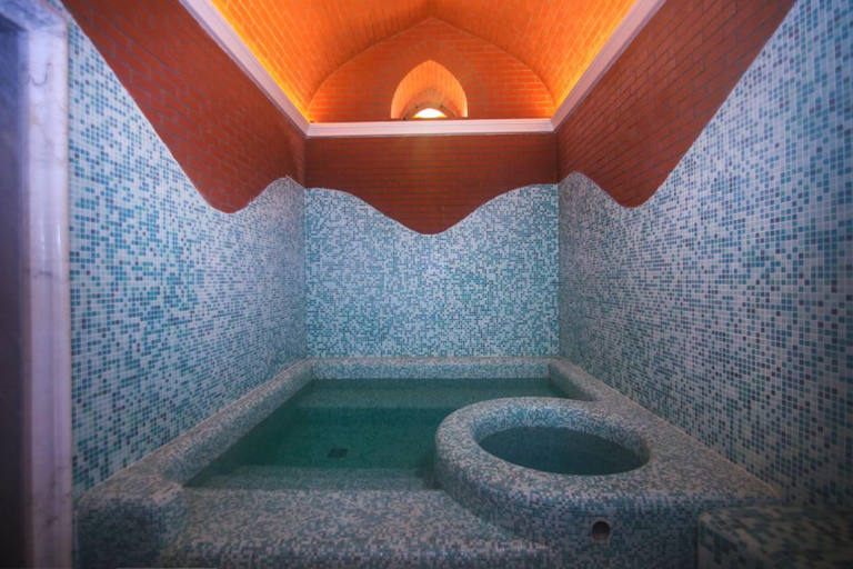 Tbilisi Private Legendary Royal Sulfur Bath – VIP Experience Private Royal VIP Sulfur Bath in Tbilisi | All-Inclusive