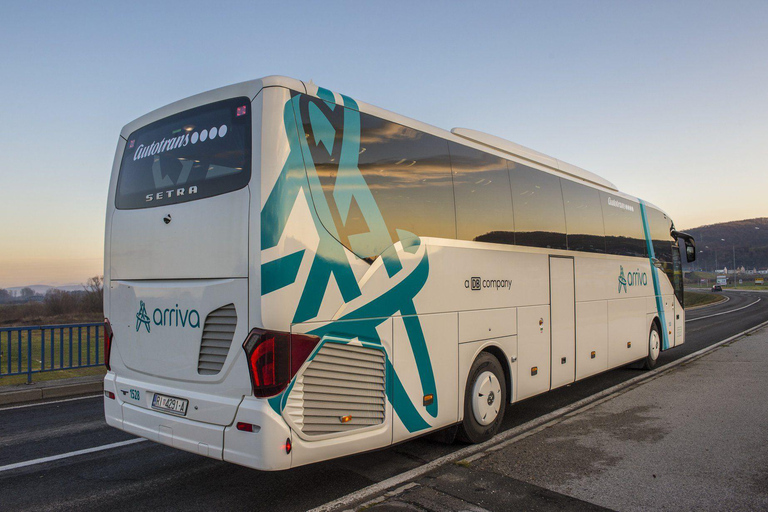 Zagreb: Busstransfer från/till RijekaEnkel bussbiljett från Zagreb till Rijeka