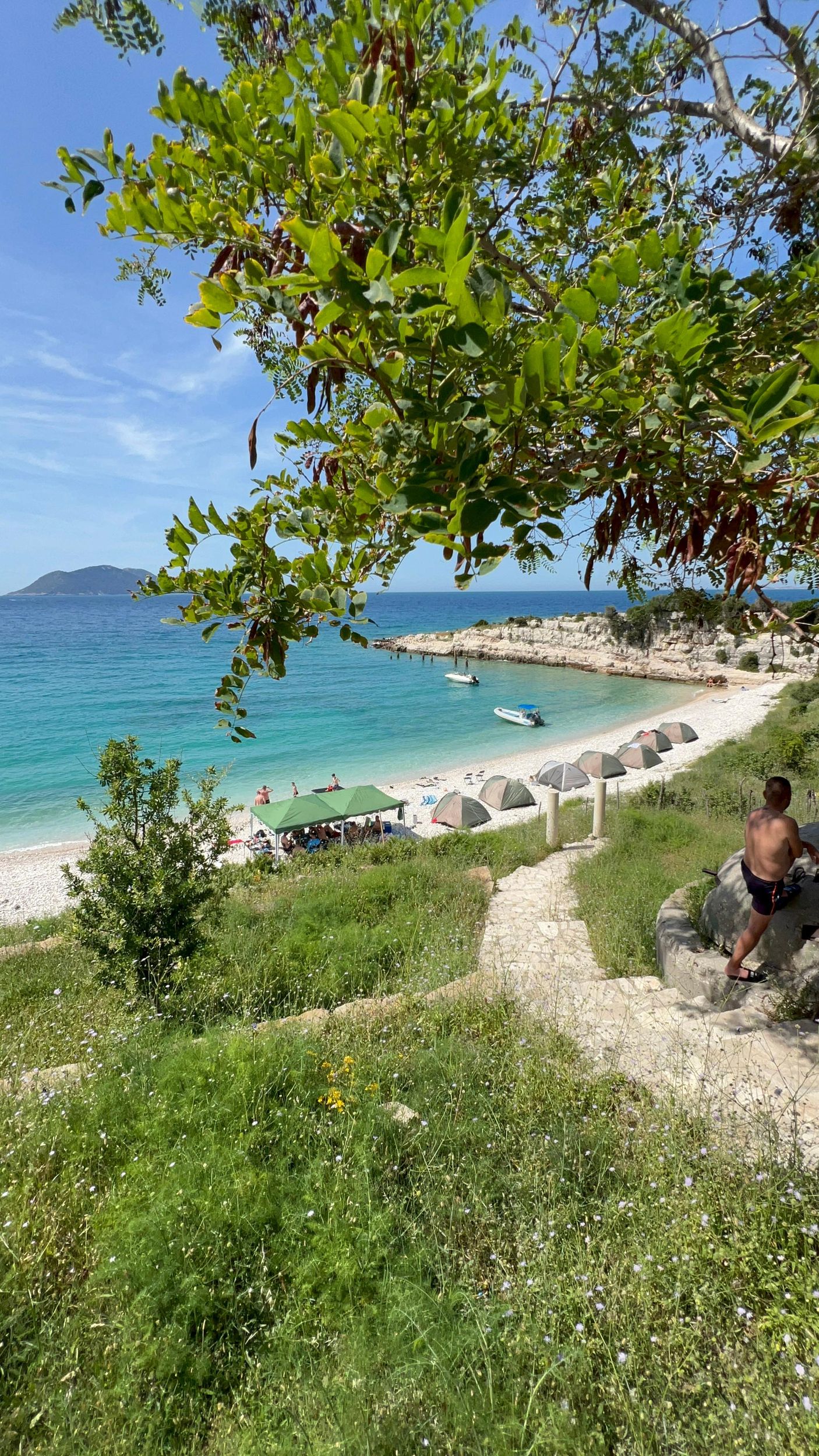 Von Vlore: Haxhi Ali-Höhle & Karaburun-Tour mit dem Schnellboot