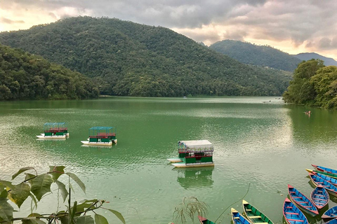 Upptäck Pokhara: 3-dagars tur från Katmandu med höjdpunkter