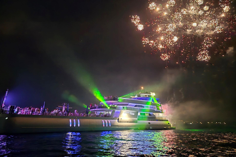 Paphos: Ocean Vision All-Inclusive Night Cruise, Dance, Show