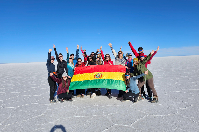 Uyuni: 3-Day Salt Flats Tour with Red Lagoon & Geysers