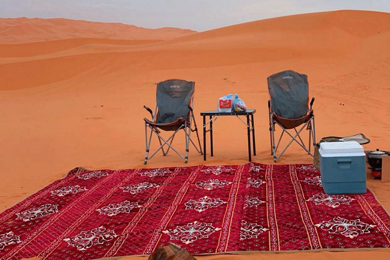 Riyadh: Red Sands Dunes Tour with Camel Ride & Snacks