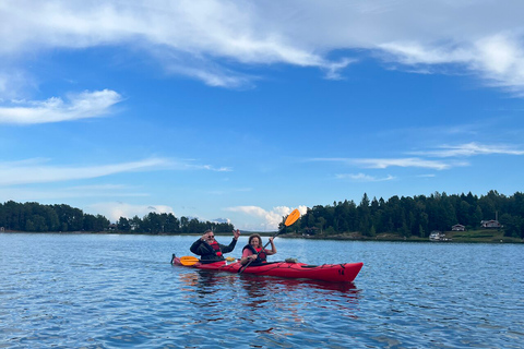 Stockholm: Morgonkajaktur i skärgården + lunchStockholm: Skärgårdens miljövänliga kajakpaddlingstur med hel dag