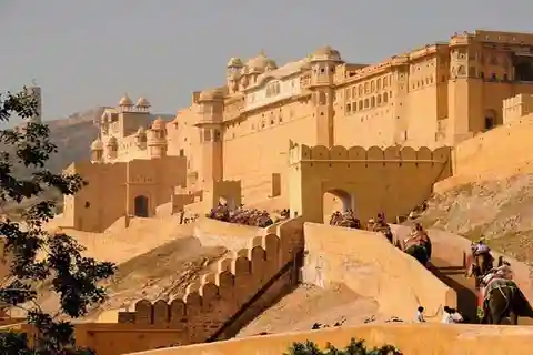 Da Nuova Delhi: gita giornaliera privata a Jaipur con biglietti per i monumenti