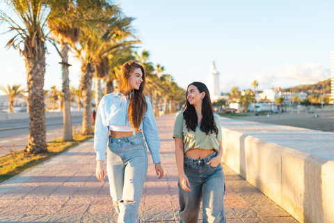 Málaga: Harbour & Waterfront Private Photoshoot Super Premium: 75 photos | 90 mins