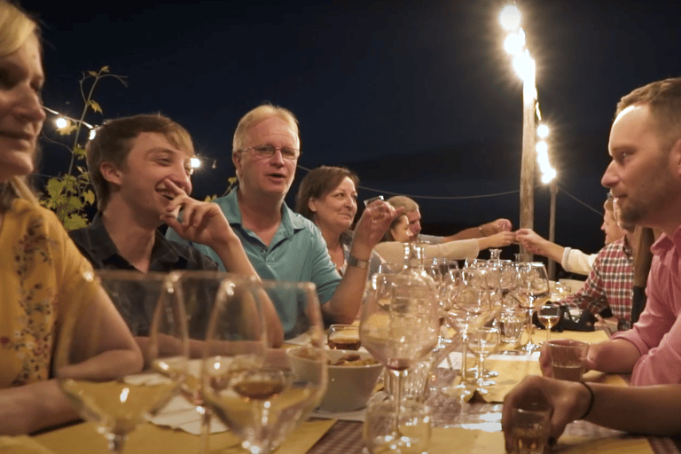 Chianti: cata de vinos y cena en los viñedosTour en inglés